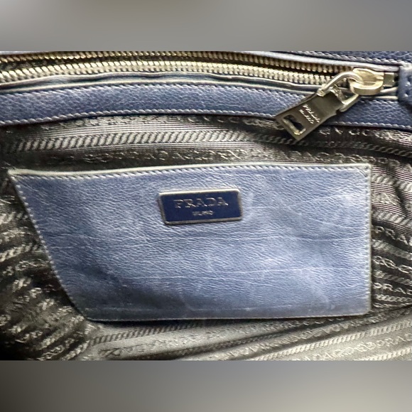 Price Drop! Prada Baltico Glace Calf leather tote bag - Picture 3 of 12